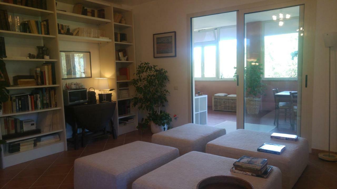 Villa Degli Olmi Allumiere ภายนอก รูปภาพ