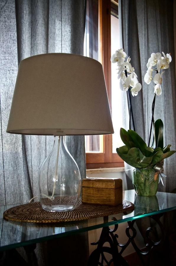Villa Degli Olmi Allumiere ภายนอก รูปภาพ
